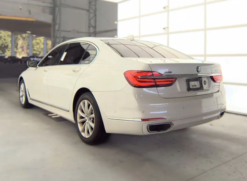 bmw 7 series 2017 WBA7E4C59HGU99511 image bmw 7 series 2017 WBA7E4C59HGU99511 image